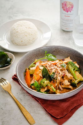 Thai chicken and vegetable stir fry with rice